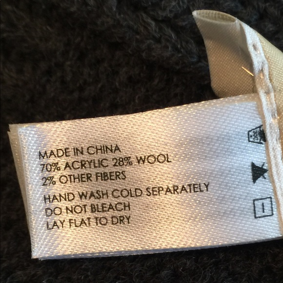 NWT Michael Kors grey pin dot logo scarf - Picture 5 of 8